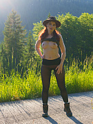 Nature walk with Jeny in tights